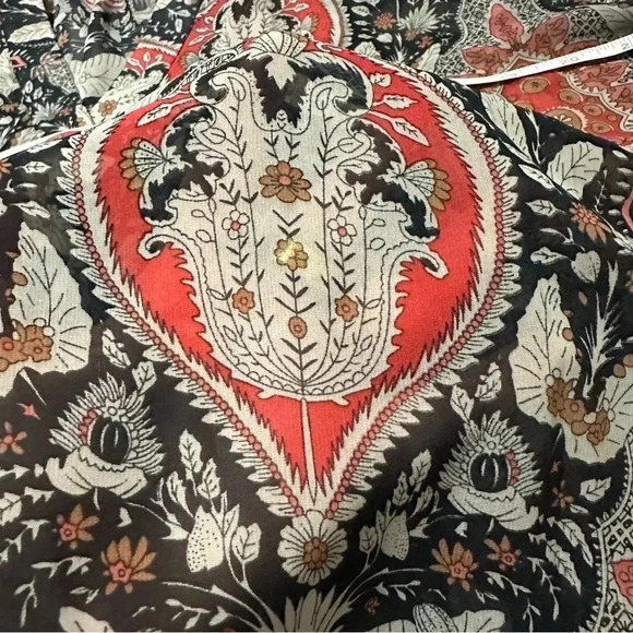 Bishop + Young Semi-sheer V-neck Top Size L - Picture 9 of 9